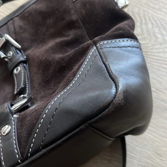Coach East Gallery shoulder bag in suede leather, brown, Y2K, boho - Picture 16 of 17